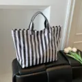 Sac cabas imperméable rayé noir et blanc grand format fourre-tout élégant pour femme - Noir