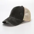 Dettaglio cappello trucker nero slavato con retro in rete traspirante e cotone. - Regolabile / Nero