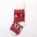 Grande calza di Natale lavorata a maglia con motivo jacquard rosso e bianco per feste. - 6