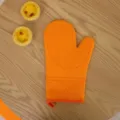 Orange silicone oven mitt, heat resistant baking glove, non-slip microwave kitchen tool sku. - Single Piece / Orange