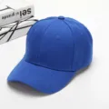 Einfarbige blaue Baseballkappe für den Sommer, lässige Sonnenschutzkappe mit gebogenem Schirm. - Verstellbar / Saphirblau