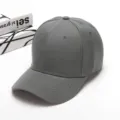 Klassische einfarbige graue Baseballkappe für Damen und Herren, lässige Baumwoll-Sonnenkappe. - Verstellbar / Dunkelgrau