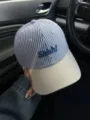 Casquette de baseball rayee brodee pour femme, design Shhh elegant, protection solaire. - Bleu