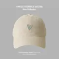Casquette de baseball beige avec broderie cœur bleu, casquette souple pour protection solaire. - Abricot