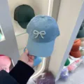 Casquette de baseball avec nœud en perles pour femme, chapeau de soleil décontracté bleu réglable. - Réglable / Casquette de Baseball Noeud Perles Bleu Clair