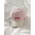 Casquette de baseball brodée à rayures style coréen, rayure rouge et blanche avec bord beige. - Casquette de Baseball Brodée de Lettres Rayées AMIS - Rouge
