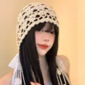 Femme bonnet crochet dentelle gland, beige vintage tricot protection solaire variante. - Taille unique / Beige