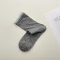 Calcetines de tubo medio retro japoneses de algodón con puños de colores, transpirables. - Talla única / Gris