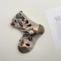 Otoño invierno bonitos frutas y verduras 3D bordados elegantes calcetines media pantorrilla mujer - Talla única / Color Té con Leche