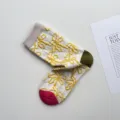 Calcetines de media pantorrilla de algodón para mujer estilo retro con flores en relieve - Talla única / Floral Amarillo