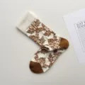 Calcetines de tubo medio de algodón marrón con diseño floral retro, estilo old money elegante. - Talla única / Beige Marrón