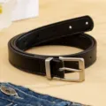 Ceinture femme en cuir PU noir avec boucle ardillon argentée style de navettage minimal - Noir