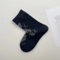 Calzini donna stile retro con motivo argyle, blu navy, calze in cotone per autunno inverno chic. - Taglia unica / Blu Marino