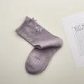 Calze medie viola in cotone con fiori e fiocco, stile letterario dolce per autunno e inverno. - Taglia unica / Viola rosato