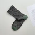 Calcetines de media pantorrilla geométricos para mujer, cómodos y elegantes de algodón gris verde - Talla única / Malla Gris-Verde