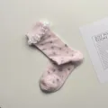 Chaussettes mi-mollet en maille dentelle florale rose pour femmes, doux style japonais chic. - Taille unique / Rose