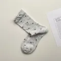 Calzini floreali grigi da donna, calzini in cotone a rete lavorati a maglia vintage e dolci. - Taglia unica / Grigio