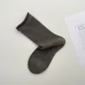 Calzini tinta unita marrone scuro con bordo arrotolato, calze in cotone a coste da donna. - Taglia unica / Caffè Melange