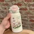 Süße Edelstahl Kinder Thermosflasche mit Strohhalm und rosa Deckel für den täglichen Gebrauch. - Einzelbecher / Tulpen-Hund