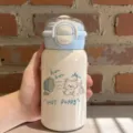 Niedliche Edelstahl Isolierflasche mit Strohhalm für Kinder und Studenten doppelter Trinkdeckel - Einzelbecher / Föhn Hund