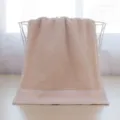 Reine Baumwolle einfarbiges Gesichtstuch mit elegantem Webmuster, weich und saugfähig für den Alltag. - 73cm*34cm / Kaffeebraun