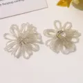 Handgemachte Perlenblumen DIY Zubehoer fuer elegante Ohrringe Brosche Haarnadeln - Silber