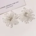 Detalle componente de joya flor cuentas cristal, diseño lentejuelas para manualidades DIY. - Plateado