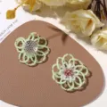 Accesorios DIY de flores de cuentas hechas a mano, broche hueco de cuentas verdes y blancas. - Verde