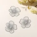 Organza encaje bordado cinco pétalos flor parche para manualidades ropa sombrero - 1 Pieza/Paquete / Gris Plata