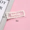 Witte kanten mesh patch met geborduurde love tekst, DIY kleding accessoire van 3x8 cm. - Stijl 1