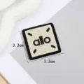 Minimalistischer quadratischer Stoffaufnäher mit Stickerei allo, zum Aufbügeln und Aufnähen. - Stil 1 / 3.3*3.3CM