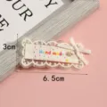 Handgemaakte kanten stof patch met schattige parel strik, ideaal voor DIY kleding en accessoires. - #4 (Handgemaakt)