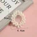 Witte kanten krans borduurwerk patch, delicate bloemen applicatie DIY kleding accessoire decor. - Stijl #11