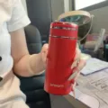 Bottiglia d'acqua da viaggio isolata sottovuoto in acciaio inossidabile tazza rossa. - 350ml / Rosso