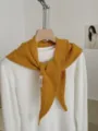 Strick Dreieckstuch für Damen, einfarbiger Winter Halswärmer, stilvoller Schalkragen. - Geometrisches Blau / Kurkuma