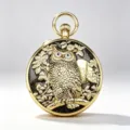 Vintage gold pocket watch featuring an exquisite owl relief and starry sky motif design. - Gold Black Gold-P5803C