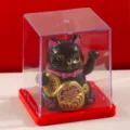 Mini gatto portafortuna nero solare statuetta ornamento per auto simpatica decorazione da scrivania - 11 / Nero