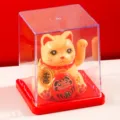 Simpatico gatto fortunato solare con vetrina, ideale per cruscotto auto e decorazioni casa. - 11 / Giallo