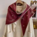 Women vintage paisley polka dot reversible triangular shawl autumn fashion color block wrap - Burgundy
