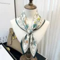 Luxurious 65cm silk square scarf for women, vintage printed neckerchief and elegant chic shawl. - Forest Wandering