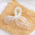 Pince a cheveux ondee minimaliste, pince requin transparente elegante pour coiffure quotidienne. - HS02842 Blanc