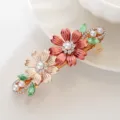 Exquise pince à cheveux de style vintage avec fleurs, strass et perles élégantes. - Café