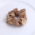 Élégant chouchou en satin champagne, attache de cheveux élastique douce pour coiffure chic. - Café