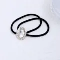 Élastique à cheveux avec pendentif ovale en strass, attache queue de cheval noire élégante. - Style Strass Cœur