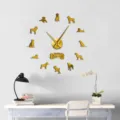 DIY Acryl Spiegel Wanduhr mit Hundesilhouetten, große goldene Dekouhr für das Wohnzimmer. - Gold