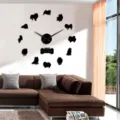 Pomeriaan hond 3D acryl wandklok, grote DIY frameloze spiegelklok voor woonkamer decor. - Zwart