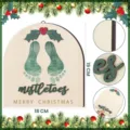Weihnachten Holz Baby Fußabdruck hängendes Schild Detailansicht mit Maßen und Schichten. - Punktierung (#4)