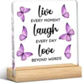 Plaque en acrylique carrée avec socle en bois, papillons violets et citation inspirante. - 128 / 10*10*0.3（单个亚克力片）