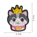 Joli patch brodé de chat mignon avec couronne dorée, idéal pour la décoration de vêtements. - Écussons Brodés Chat Cartoon(DW9288-1)