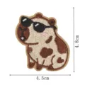 Detailaufnahme des süßen Wasserschweins Sonnenbrille Stickerei Bügelbild für DIY Kleidung. - Stil 6 (DW9237-6)